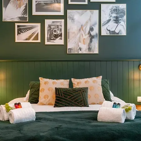 Huswell - Stylish Studio In The Heart Of Bruges Exterior photo