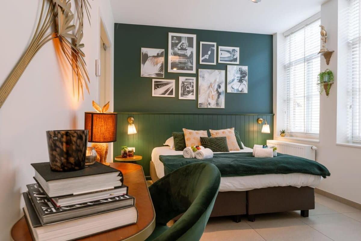 Huswell - Stylish In The Heart Of