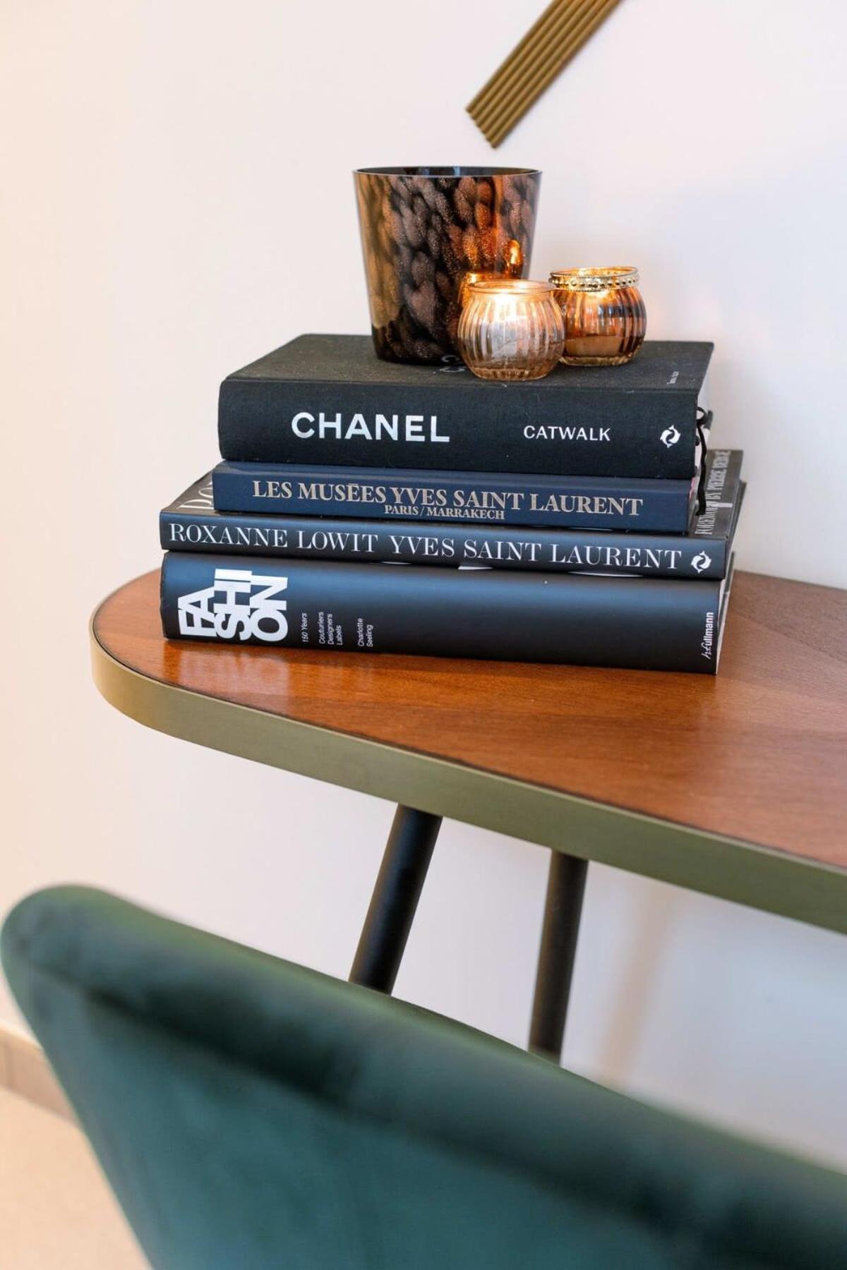 Huswell - Stylish In The Heart Of Apartamento